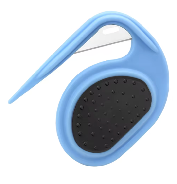 Open Knot Pet Comb – Effortless Grooming for Cats & Dogs