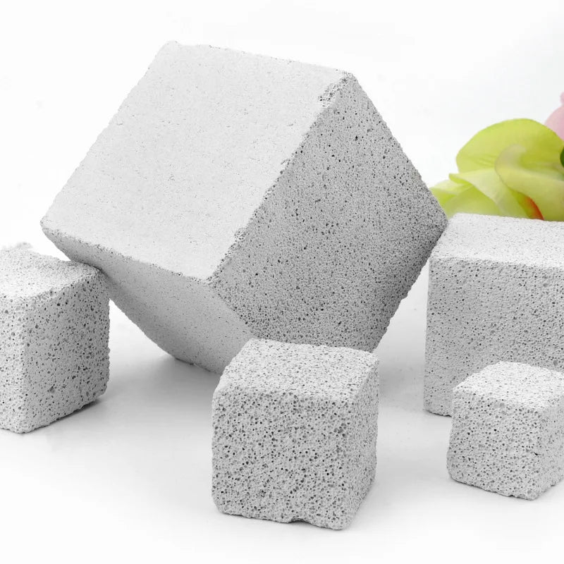 Natural Mineral Molar Stone – Teeth Grinding Chew Toy for Small Pets
