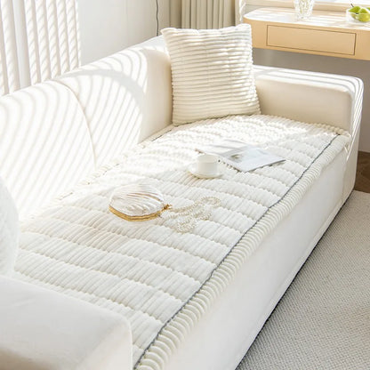 PawHaven – Flannel Quilted Sofa Pad