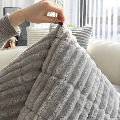 PawHaven – Flannel Quilted Sofa Pad