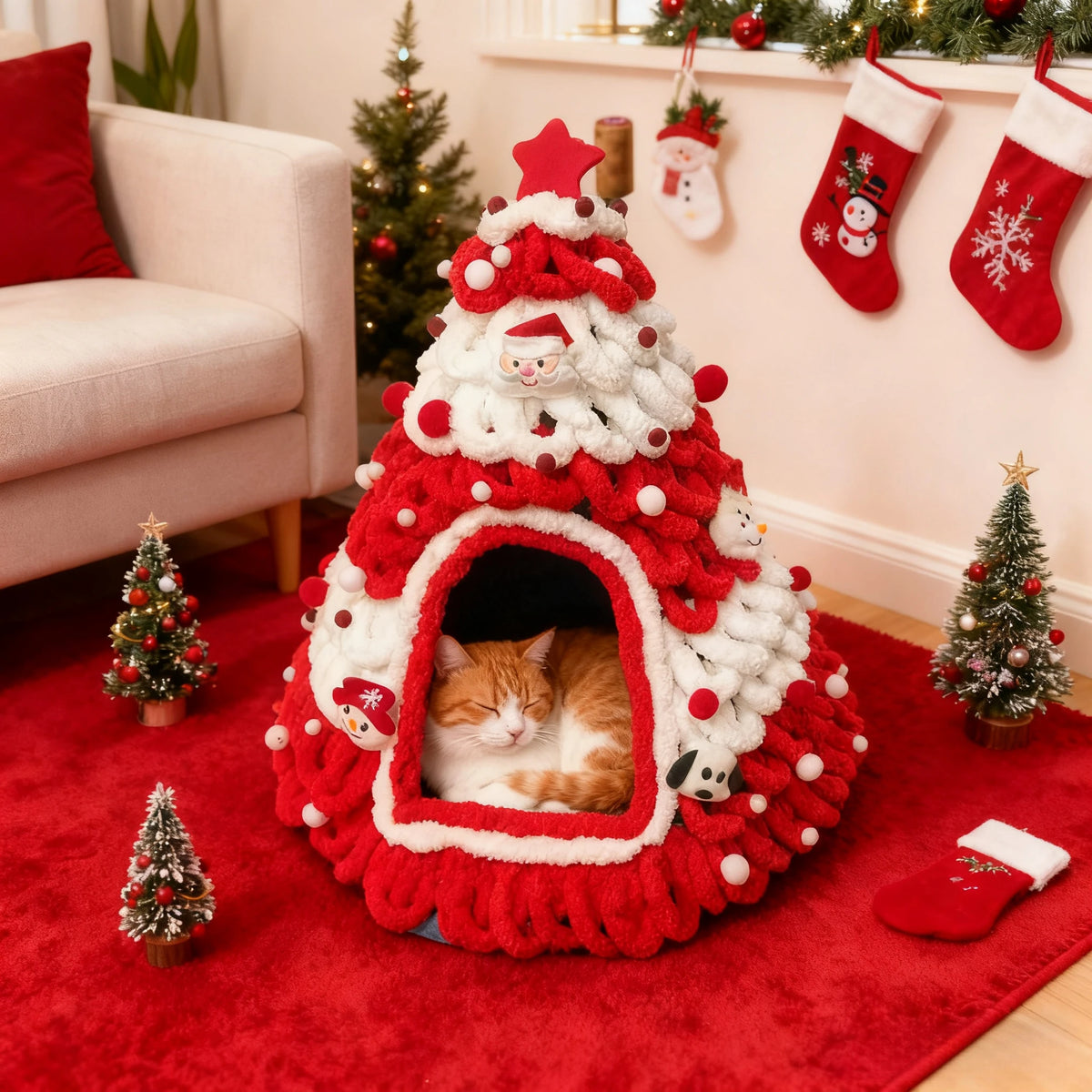 Christmas Tree Cat House & Cosy Bed