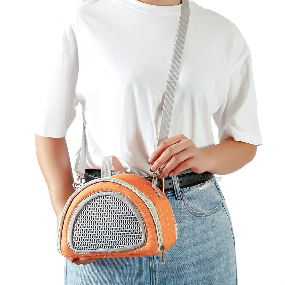 Small Pet Travel Carrier – Breathable Tote Bag for Hamsters, Guinea Pigs & Rabbits